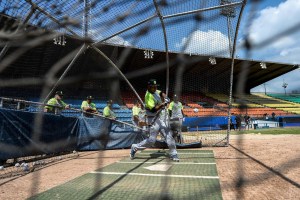 Fernando Arreaza sobre posibilidad de jugar béisbol en Venezuela: Empezar en dos semanas sería una absoluta irresponsabilidad