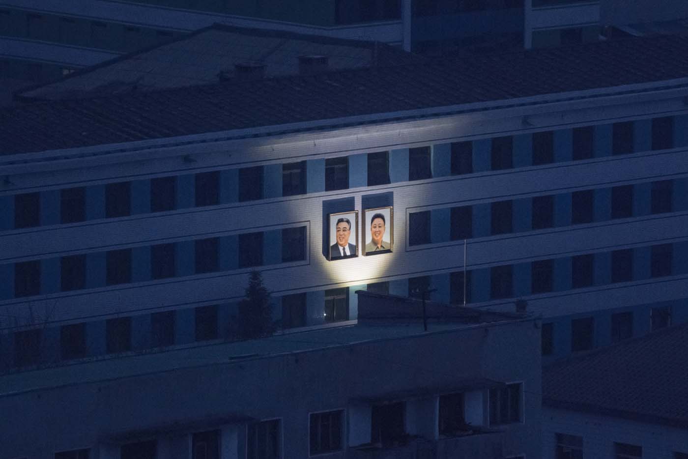 Corea del Norte proclama ser una “nación próspera” pero la escasez de electricidad dice lo contrario (fotos)