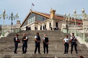 Decretan prisión provisional para dos sospechosos por el ataque de Marsella