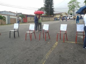 Denuncian reubicación de centros de votación en Táchira a medianoche