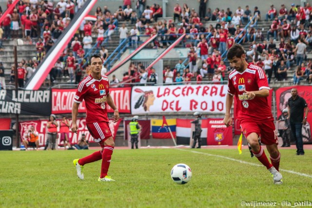 Caracas FC y Deportivo Táchira se enfrentaron en el estadio Olímpico de la UCV (Foto: Wil Jiménez / LaPatilla)