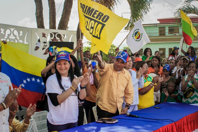 Mujeres yaracuyanas anunciaron su respaldo al candidato unitario a la gobernación, Luis Parra. (Foto: Nota de prensa)