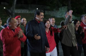 Maduro proclama “victoria tajante” en comicios regionales de Venezuela