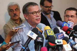 Unidad exige al CNE sustituir candidatos en los tarjetones electorales del #15Oct