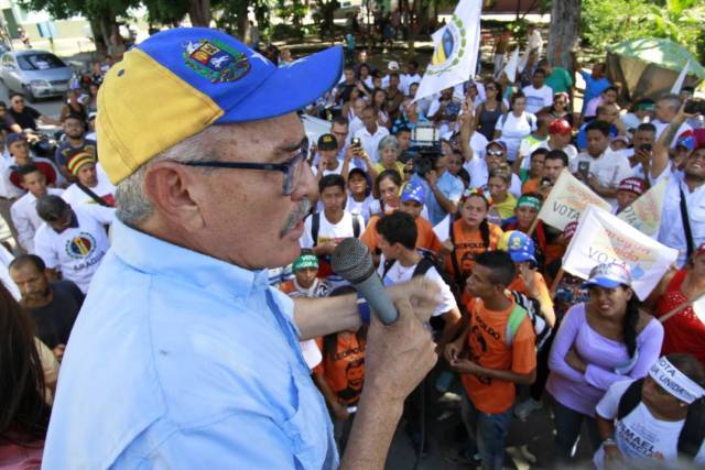 Ismael García, candidato de la Unidad por el estado Aragua // Foto Prensa