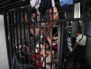 Doce presos se escaparon de un centro policial en Barinas