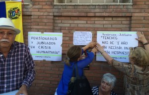 Gobierno bolivariano olvida a los pensionados en el exterior