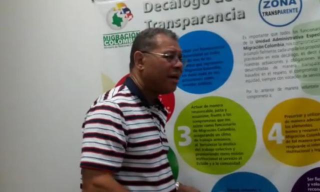 William Robinson, capturado por Migración Colombia en el sector de Bocagrande, en Cartagena (Foto: elheraldo.com)
