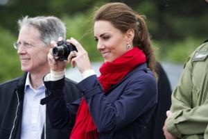 Divina realeza… El nuevo look de Kate Middleton que hasta Meghan Markle envidia (FOTOS)