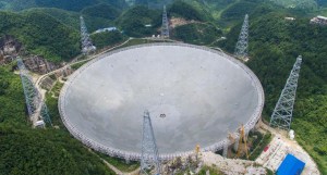El mayor telescopio del mundo descubre dos púlsares tras un año de operación