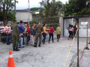 Sujetos armados amedrentaron en centro de votación en Trujillo