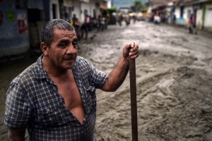 Desconsuelo y gritos de ayuda tras avalancha en Colombia