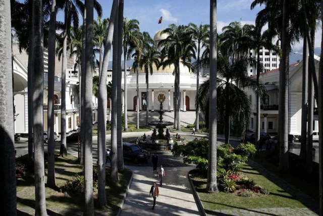 El patio de la Asamblea Nacional. REUTERS/Marco Bello