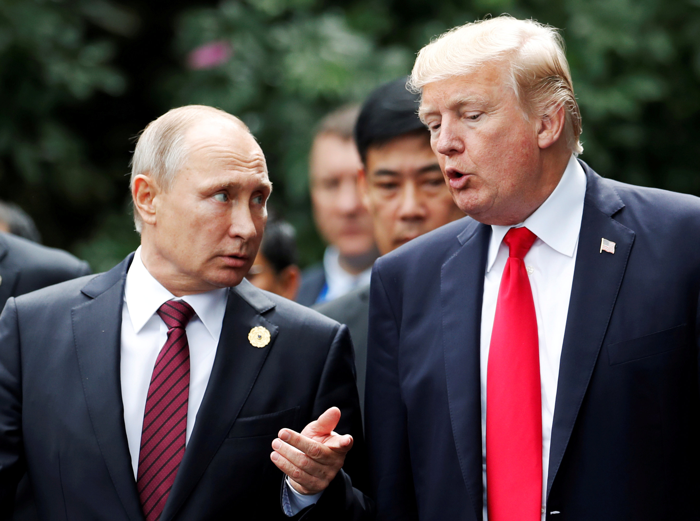 Putin dice que presunta injerencia rusa en EEUU fue “inventada” por oposición a Trump