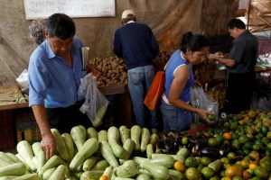 Sundde establecerá precios referenciales de frutas y hortalizas
