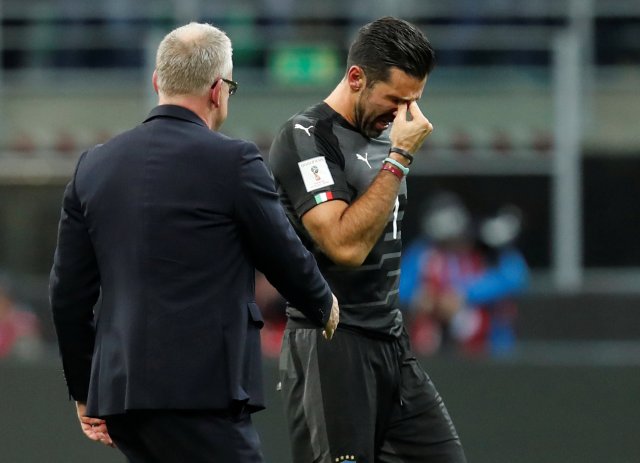 Soccer Football - 2018 World Cup Qualifications - Europe - Italy vs Sweden - San Siro, Milan, Italy - November 13, 2017   Italy’s Gianluigi Buffon looks dejected after the match               REUTERS/Alessandro Garofalo