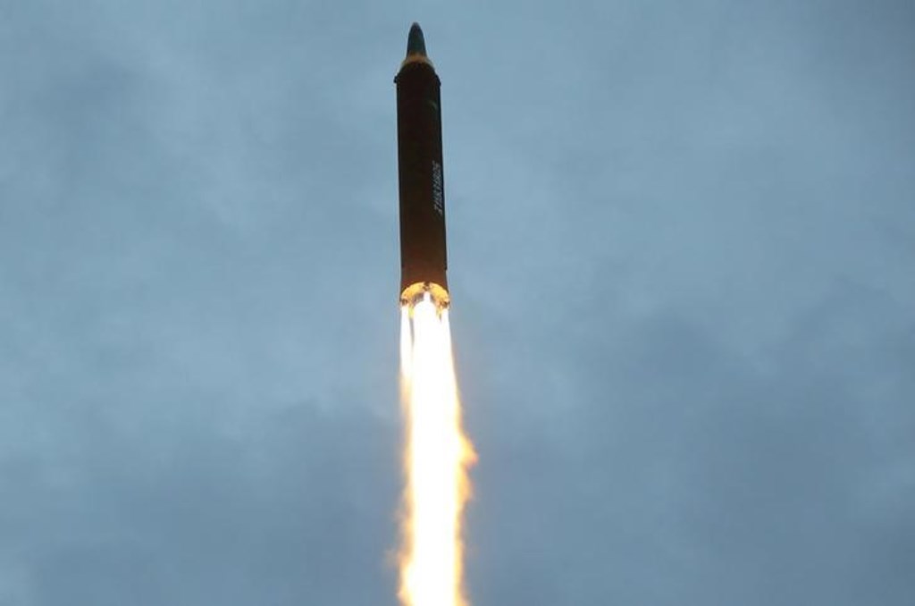 Pyongyang confirma lanzamiento de nuevo misil capaz de alcanzar todo EEUU