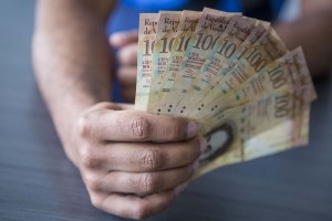 Se prorroga hasta el 20 de enero de 2018 la vigencia de los billetes de 100 bolívares