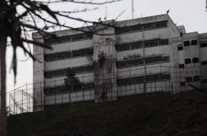 Denuncian suspensión de visitas a familiares de presos en Ramo Verde