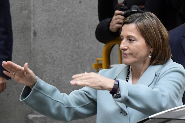 Catalan regional parliament speaker Carme Forcadell leaves the Supreme Court in Madrid on November 2, 2017 after appearing before a judge over her efforts to spearhead Catalonia's independence drive. Spain's Supreme Court said it had adjourned until November 9 the hearings of former members of Catalonia's dissolved parliament including speaker Carme Forcadell at the request of their lawyers. Accused by prosecutors of sedition and rebellion over the region's independence drive, which carry sentences of up to 15 and 30 years in jail respectively, the six had been summoned to court for questioning by a judge. / AFP PHOTO / JAVIER SORIANO