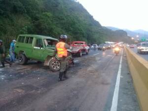 Un fallecido en accidente en la Caracas-La Guaira