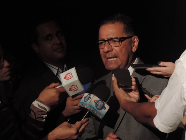 Juan Carlos Fernández, aspirante al ayuntamiento marabino por Un Nuevo Tiempo (UNT). Foto prensa 