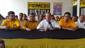 Juan Pablo Guanipa entregó al CNE denuncias sobre irregularidades en elecciones del #15Oct