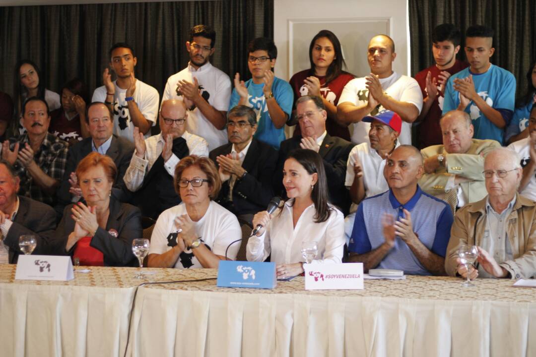 María Corina Machado: Nos comprometemos a reivindicar y a hacer valer el mandato del 16J