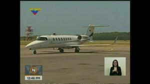 Para darse colita:  Presidente de Haití llegó a Venezuela en avioneta de Citgo (Fotos)