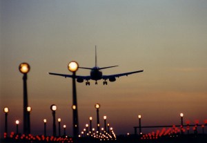 IATA pide mayor colaboración entre gobiernos y la industria para mejorar la seguridad aérea