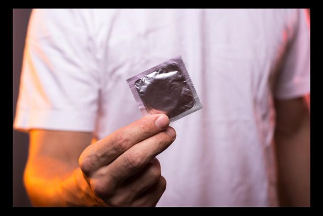 Condones al año Las cifras revelan que en el mundo entero se usan más de 5 mil millones de preservativos cada año. En los juegos olímpicos de 2014 se entregaron 100 mil condones a los atletas de la competición, es decir 35 por cabeza. (Foto: iStock)