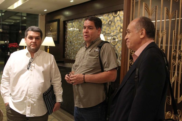 (L-R) Members of Venezuela's opposition Eudoro Gonzalez, Luis Florido and Gustavo Velazquez make statements on the eve of talks with their Venezuelan government counterparts, in Santo Domingo, Dominican Republic November 30, 2017. REUTERS/Ricardo Rojas