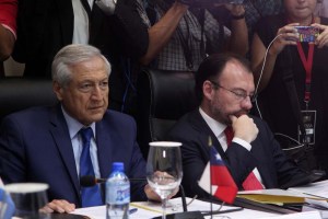 Chile amenaza con retirarse de proceso de negociación entre gobierno y oposición