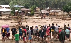 Más de un centenar de muertos por la tormenta Tembin en el sur de Filipinas