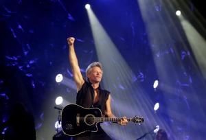 Bon Jovi canceló un concierto con su banda este sábado #30Oct luego de dar positivo por coronavirus