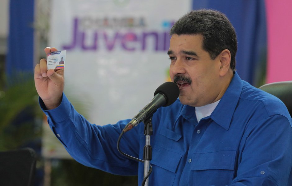 Maduro: Hoy senté a la MUD en la mesa de diálogo de manera definitiva