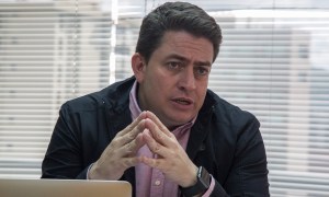 Gustavo Duque se enteró en redes sociales sobre acto violento de Jerónimo Gil en su municipio