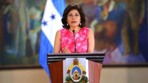 Hermana del presidente hondureño y otras cinco personas mueren en accidente de helicóptero