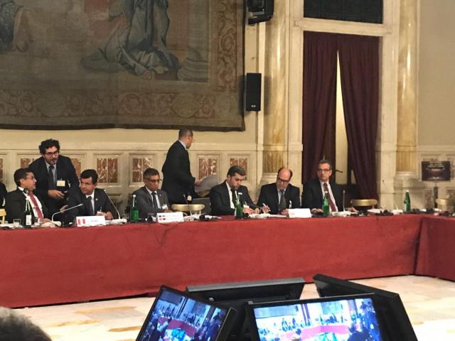 El presidente de la AN, Julio Borges en el parlamento italiano