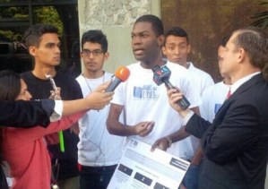 Estudiantes de la UPEL exigen un 2018 con sus compañeros en libertad plena