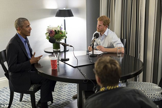 Obama y el príncipe Harry durante la entrevista