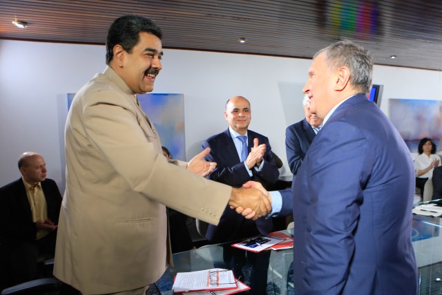 El presidente Nicolás Maduro se reunió con representantes rusos. AVN
