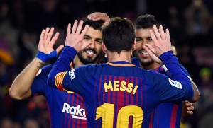 Messi y Suárez le regalaron otro triunfo al Barça a la espera de Coutinho