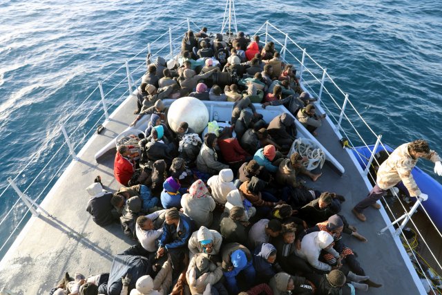 Migrants are rescued by Libyan coast guards off the coast of Garabulli, east of Tripoli, Libya, January 8, 2018. REUTERS/Hani Amara