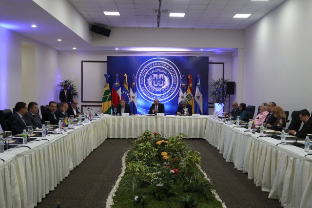 A general view of the meeting between members of Venezuela's government and the opposition coalition in Santo Domingo, Dominican Republic January 30, 2018. REUTERS/Ricardo Rojas