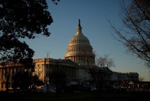Senadores de Estados Unidos piden atrasar el proceso del #20May al menos por seis meses