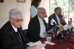 Conferencia Episcopal pide postergar el proceso ilegítimo del #20May