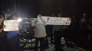 Protestan en la morgue de Bello Monte por la muerte de Óscar Pérez: No era terrorista (video)