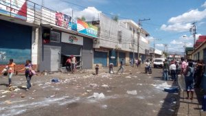 Se reportaron saqueos en al menos tres ciudades de Guárico este #13Ene