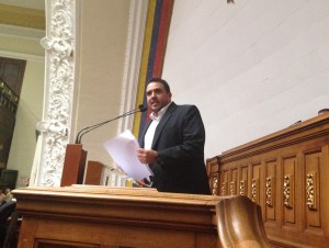 Stalin González: La fraudulenta ANC no está facultada para modificar la Constitución